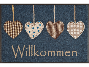 Fußmatte mit Herzen und Schrift "Willkommen"